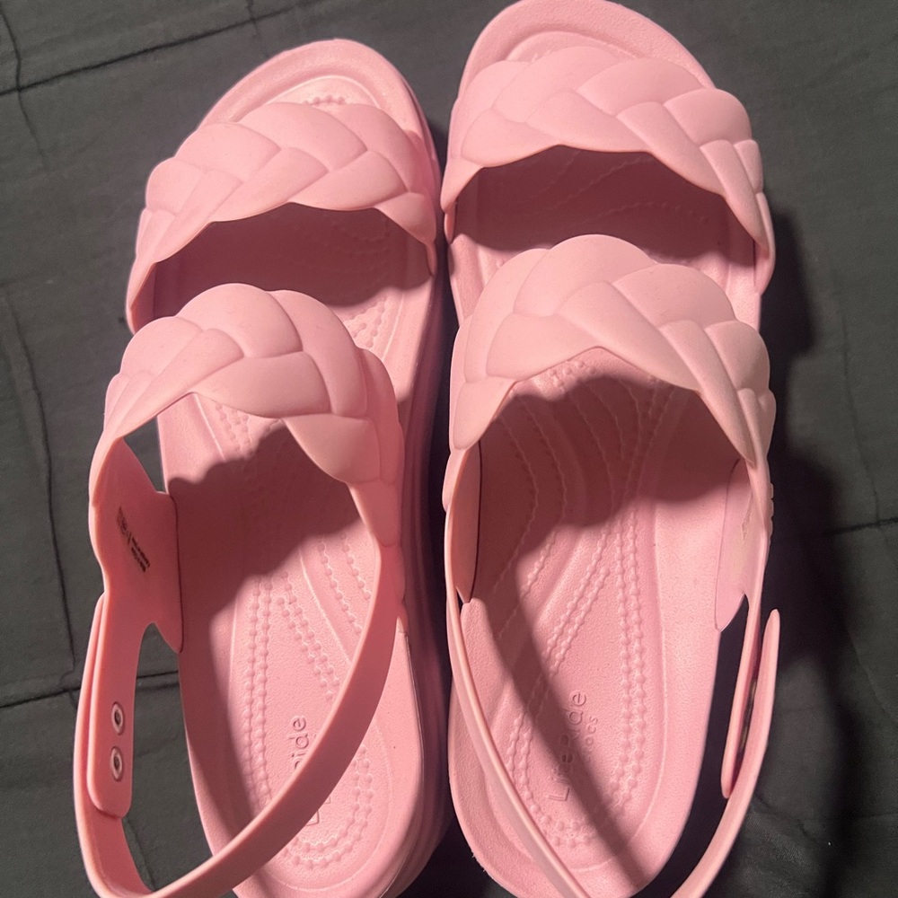 CROCS Women’s Light Pink Braided Sandals